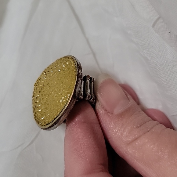 Large circle ring - Picture 4 of 4